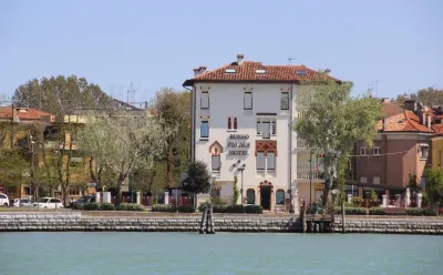 Hotel Russo Palace Ξενοδοχεία στην πόλη Venice-Lido