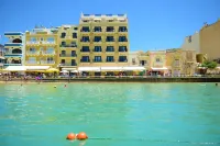 St. Patrick's Hotel - Pools