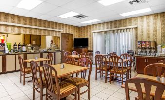 Executive Inn and Suites