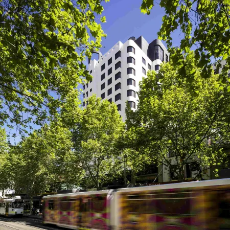 Pullman Melbourne City Centre Отели рядом с достопримечательностью «Универмаг Myer в Мельбурне»