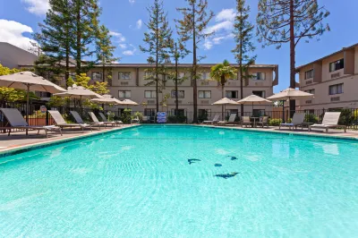 Crowne Plaza Silicon Valley N - Union City Hotels in Union City