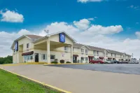 Americas Best Value Inn and Suites Harrisonville Hotels in 