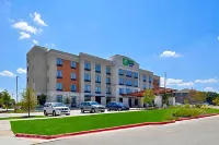 Holiday Inn Express & Suites Austin South Hotel in zona Blazer Tag