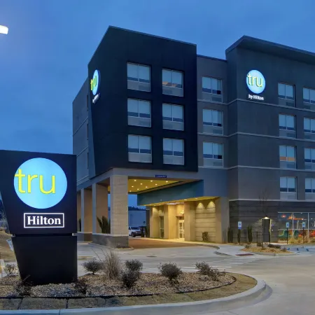 Tru by Hilton Oxford