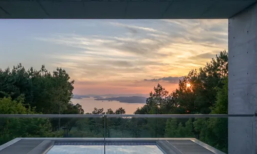 SETOUCHI RETREAT by Onko Chishin