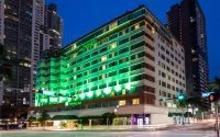 Holiday Inn Port of Miami-Downtown Hotels near Magic City Casino