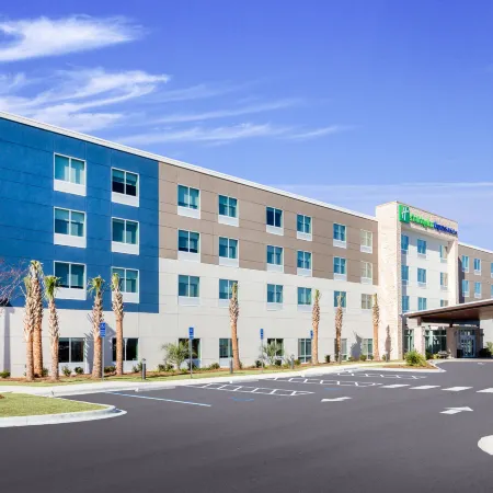 Holiday Inn Express & Suites NICEVILLE - EGLIN AREA by IHG