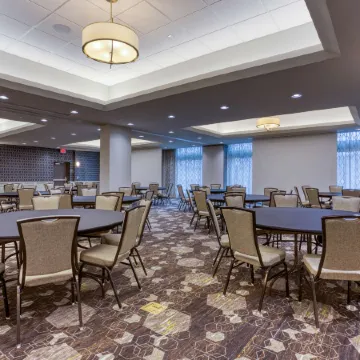 Drury Inn & Suites Columbus Polaris