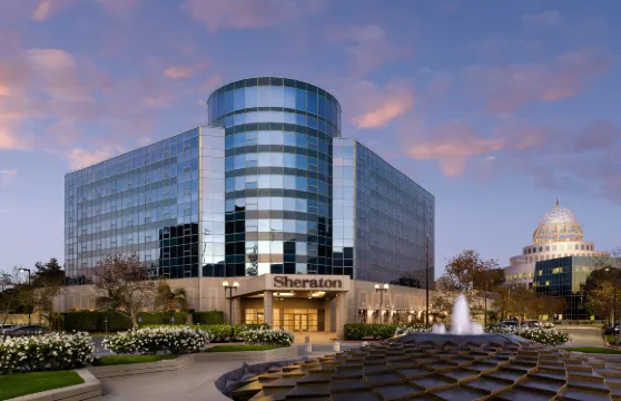 塞裏託斯喜來登酒店