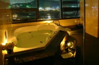 Hotel Interciti - Hot Tub