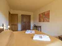 Thermae Apartment 25 Hotels in Sorano