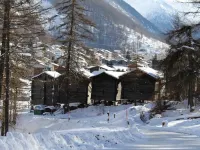 Apartments Carmena Hotels in Saas-Balen