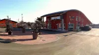 維羅納露營鄉村飯店 - 民宿