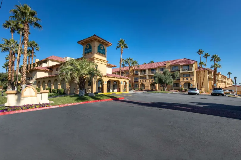 La Quinta Inn & Suites by Wyndham Las Vegas Airport N Conv.