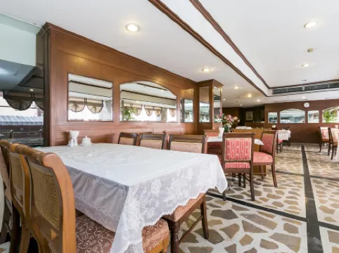 Bangkok City Inn Отели рядом с достопримечательностью «Алтарь Эраван»