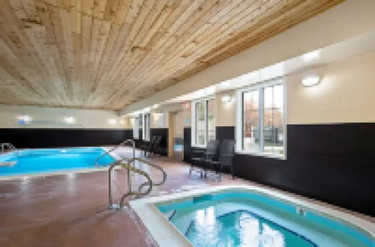 La Quinta Inn & Suites by Wyndham Lexington South / Hamburg