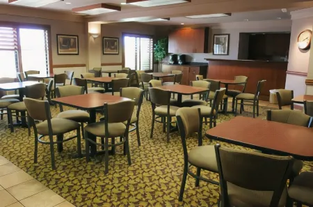 Best Western Plus CottonTree Inn