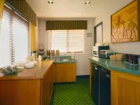 Oakridge Inn & Suites Hotels in Lane County