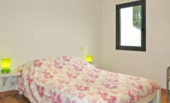 Nid Douillet (Shr170) - Housity