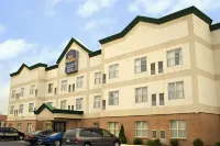 Quality Suites Hotels in Indianapolis
