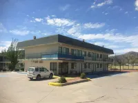 Travelodge by Wyndham Raton