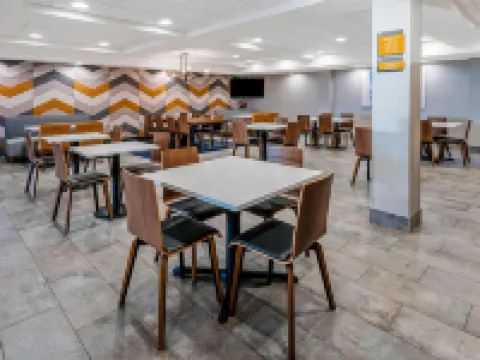 La Quinta Inn & Suites by Wyndham Kennewick Hotels in Kennewick