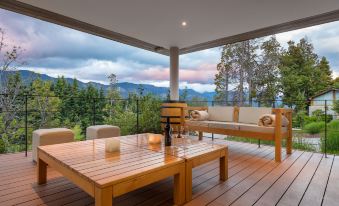 Alto Traful by DOT Boutique