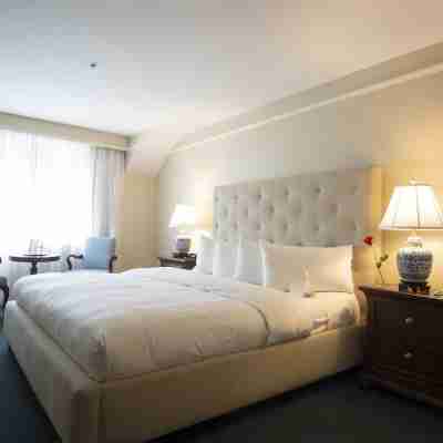 The Simsbury Inn Rooms