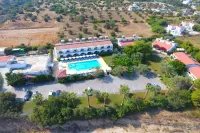 Bare Hill Holiday Village Hotels in Karavas