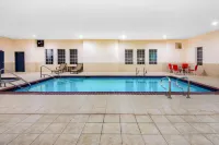 La Quinta Inn & Suites by Wyndham Glen Rose - Swimmingpools