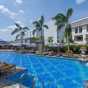 Sawaddi Patong Resort & Spa by Tolani Hotels near Patong Boxing Stadium