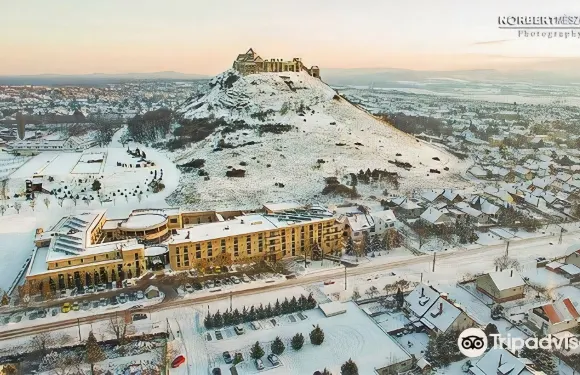 卡皮坦尼療養酒店