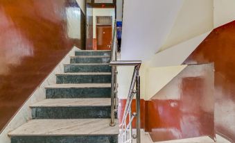OYO 70398 Chinmay Residency - Housity
