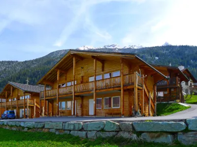 Sur Baselgia Hotels near Camping Naturzeltplatz Rona