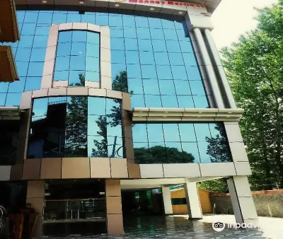 Mannat Resorts Hotels in Raj Bagh