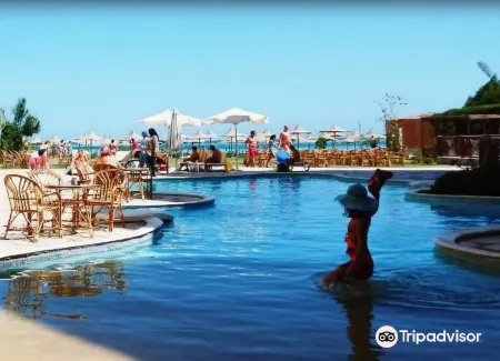 Magic Beach Hotel Hurghada Отели рядом с достопримечательностью «El Dahar»