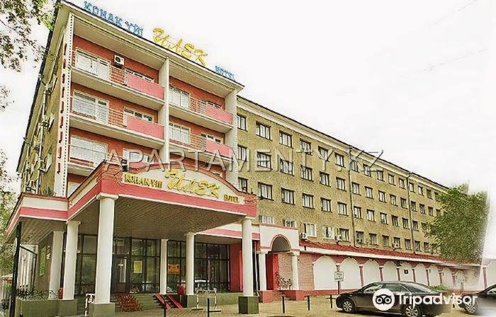 Ilek Hotel