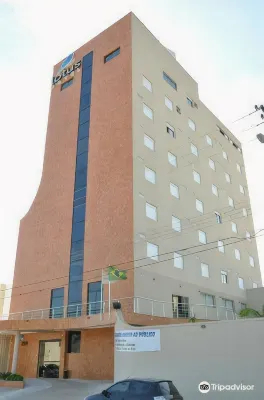 Lotus Hotel - à 6 km do Santuário de Aparecida-SP Hôtels à : Guaratingueta