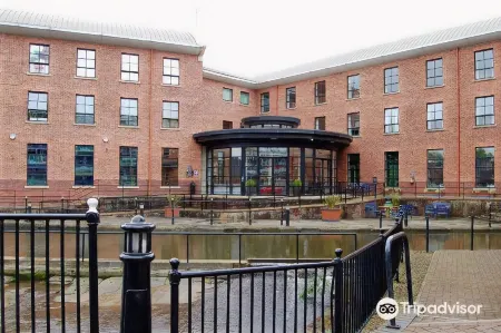 YHA Manchester Отели рядом с достопримечательностью «Музей науки и промышленности»