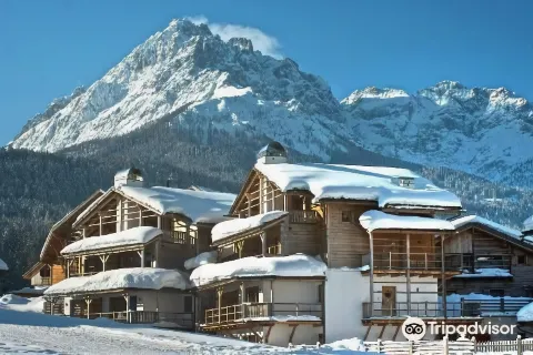 Post Alpina - Family Mountain Chalets