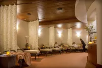 Grand Galvez Resort, Autograph Collection - Spa