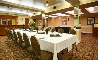 Best Western Plus Columbia River Hotel