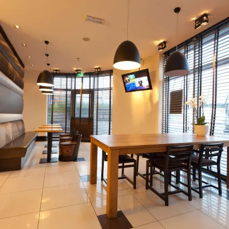 XO Hotels Blue Tower