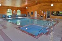 Northwoods Best Inn - Chetek - Pool