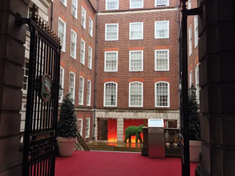 Apex Temple Court Hotel