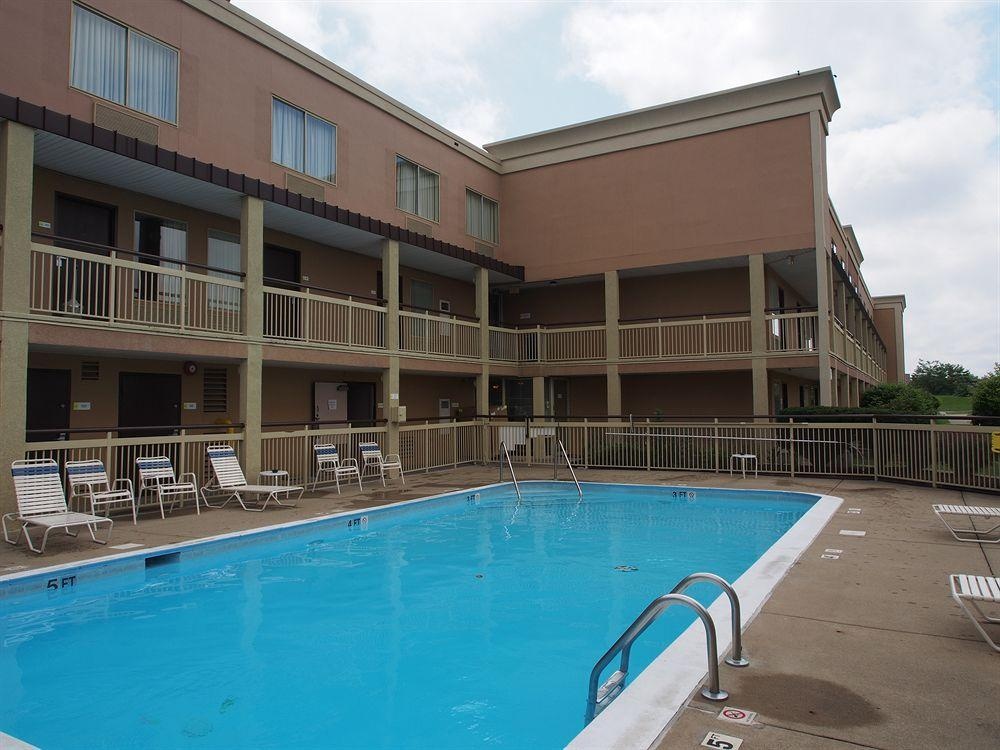 Days Inn by Wyndham Florence Cincinnati Area