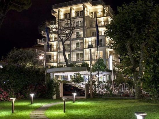 10 Best Hotels near Bagno Argo, Lido di Camaiore 2022 | Trip.com