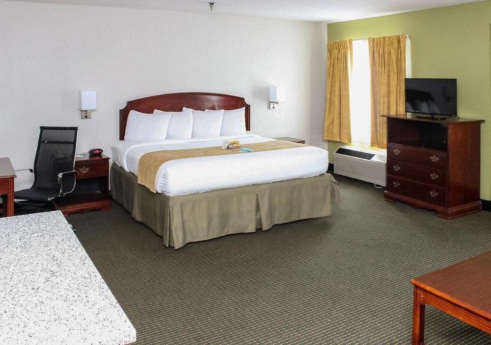 Quality Inn Warsaw Near Rappahannock River