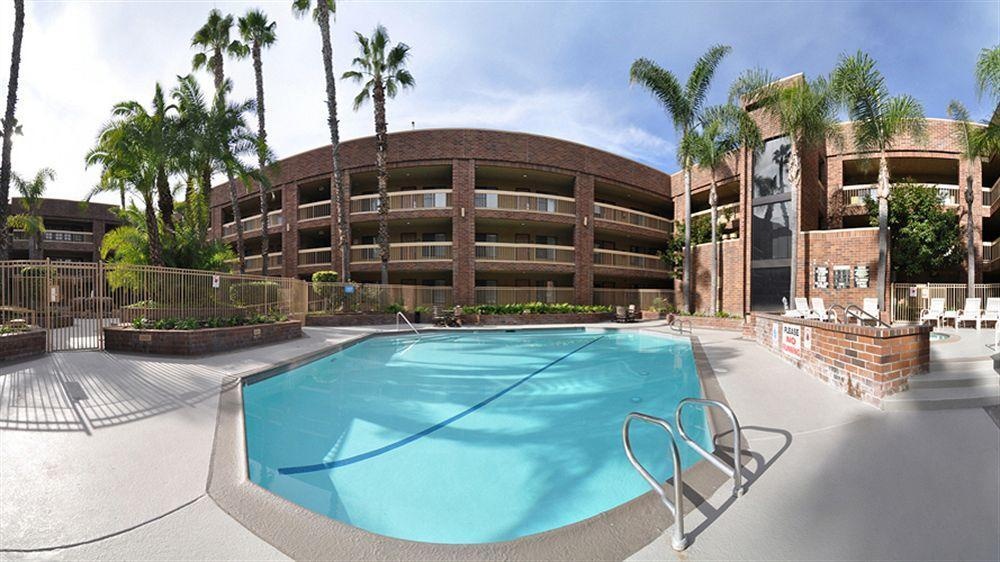 Best Western Plus Meridian Inn & Suites, Anaheim-Orange