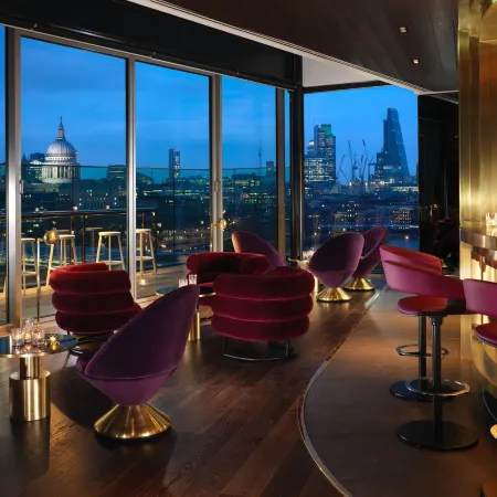Sea Containers London Отели рядом с достопримечательностью «Вокзал Блекфрайарс»